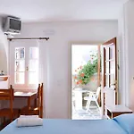 Apart Otel Pinelopi 3*