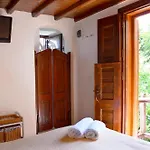Pinelopi Apartmanhotel 3*