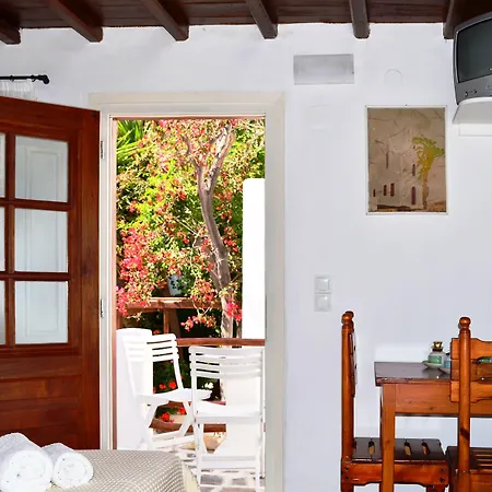 باين لوبي 3* Mykonos Town