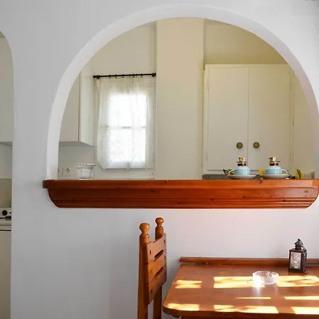 باين لوبي Mykonos Town