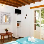 皮内洛皮别墅酒店 3* Mykonos Town